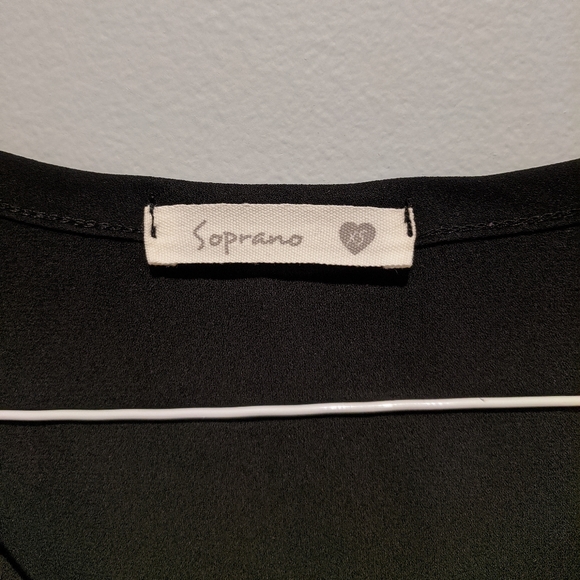 SOPRANO Wrinkle-free Short Sleeve Black Tee Shirt | Size XS - Picture 4 of 6